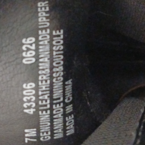 Timberland Black Leather Combat Boots Women's Black Lug Sole Booties Size 7 - Picture 12 of 13